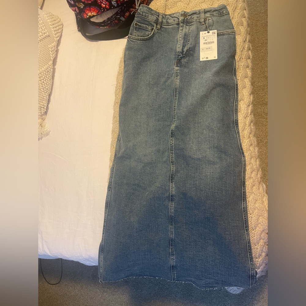 Zara denim pencil skirt